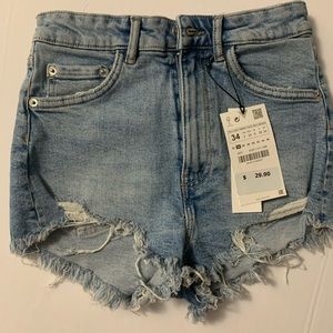Zara new short with tag never used, size 2